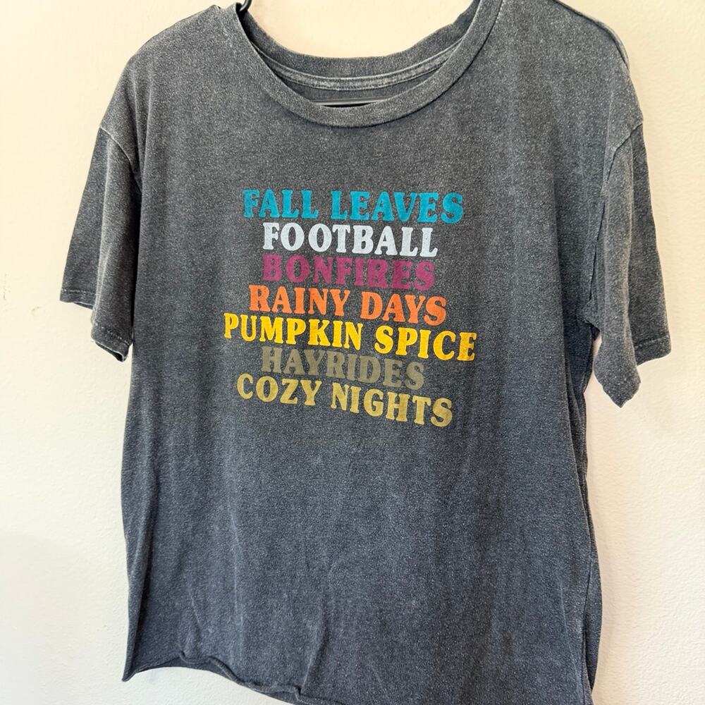 Fifth Sun graphic t-shirt size L